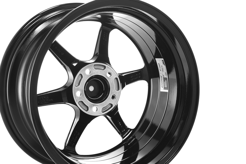 COSMIS  XT-006R 18x11,0 5x114,3 ET8 Black+diamond lip+spoke milling+ letter milling