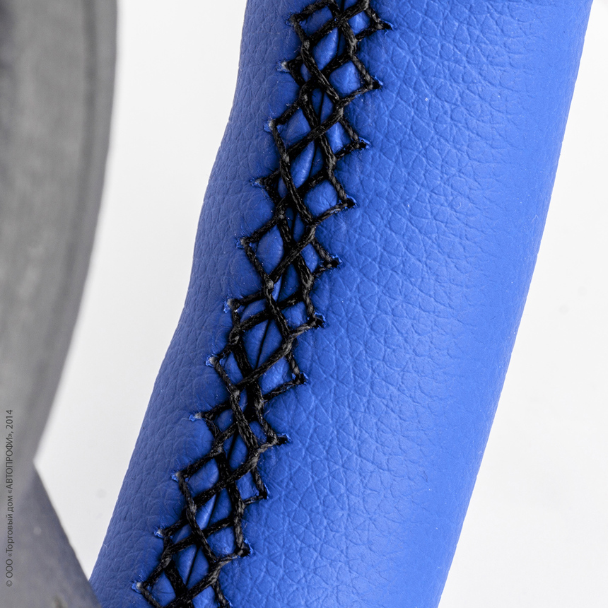 Оплётка для перетяжки руля AUTOPROFI SAM-100 BK/BL (M)