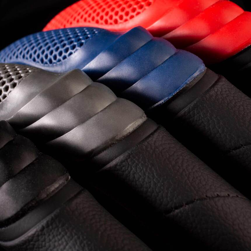 Кожаная оплётка на руль Car Performance с 3D вставками CP-2050 BK/GY (S)